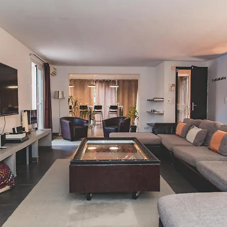 Branda Tatil Evi Calvi (Corsica)